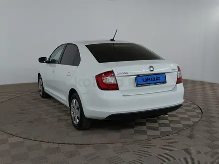 Skoda Rapid 2018 года за 7 320 000 тг. в Шымкент – фото 7