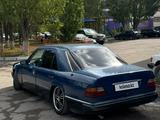 Mercedes-Benz E 230 1989 годаfor1 400 000 тг. в Астана – фото 4