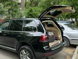 Volkswagen Touareg 2006 года за 5 100 000 тг. в Алматы – фото 5