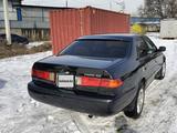 Toyota Camry 2000 годаfor3 400 000 тг. в Алматы