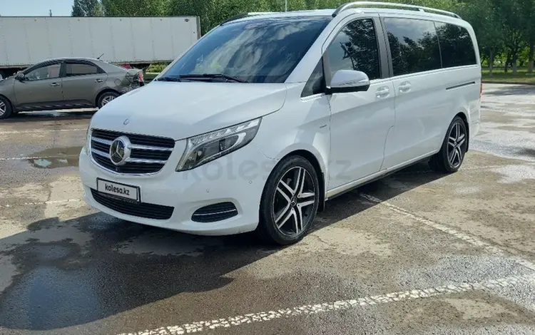 Mercedes-Benz V 250 2015 года за 22 000 000 тг. в Нур-Султан (Астана)