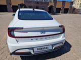 Hyundai Sonata 2021 годаүшін13 590 000 тг. в Астана – фото 4