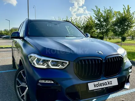 BMW X5 2020 года за 41 700 000 тг. в Астана