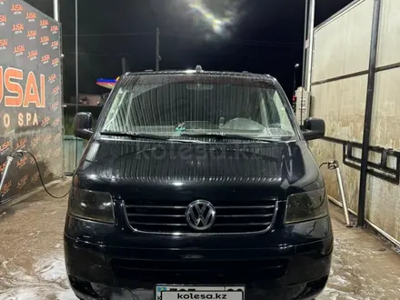 Volkswagen Multivan 2007 года за 10 500 000 тг. в Караганда – фото 2