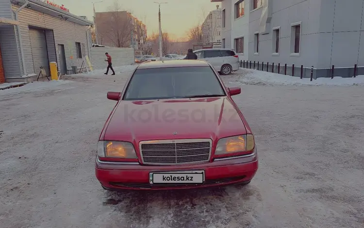 Mercedes-Benz C 220 1994 годаfor2 000 000 тг. в Астана