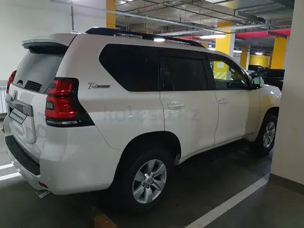 Toyota Land Cruiser Prado 2021 года за 28 000 000 тг. в Астана – фото 3