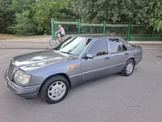 Mercedes-Benz E 280