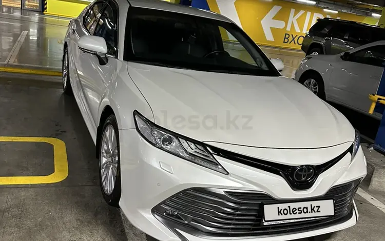 Toyota Camry 2019 годаүшін14 200 000 тг. в Шымкент