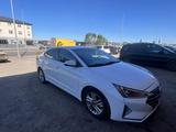 Hyundai Elantra 2019 годаfor6 500 000 тг. в Караганда – фото 3