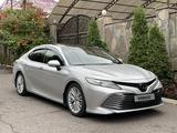 Toyota Camry 2019 года за 14 500 000 тг. в Алматы