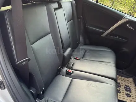 Toyota RAV4 2019 года за 11 450 000 тг. в Алматы – фото 24