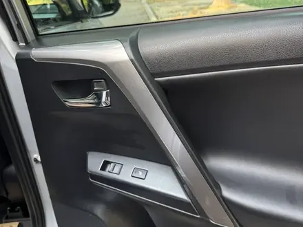 Toyota RAV4 2019 года за 11 450 000 тг. в Алматы – фото 29