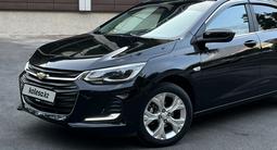 Chevrolet Onix 2025 года за 6 350 000 тг. в Караганда – фото 2
