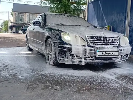 Mercedes-Benz S 320 2001 года за 3 700 000 тг. в Алматы