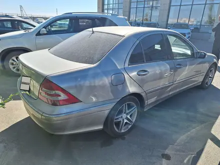 Mercedes-Benz C 280 2006 года за 4 200 000 тг. в Семей – фото 2