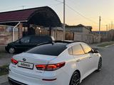 Kia Optima 2019 года за 10 150 000 тг. в Шымкент – фото 4