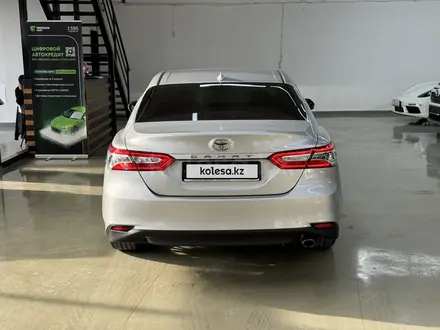 Toyota Camry 2019 года за 12 500 000 тг. в Шымкент – фото 10