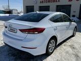 Hyundai Elantra 2017 года за 4 100 000 тг. в Уральск – фото 5