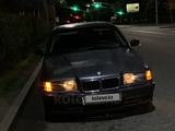 BMW 328 1992 года за 1 500 000 тг. в Алматы – фото 3