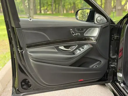 Mercedes-Benz S 500 2014 года за 22 700 000 тг. в Алматы – фото 23