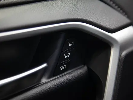 Toyota RAV4 Luxe+ 2025 года за 23 538 166 тг. в Алматы – фото 15