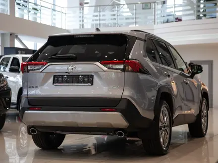 Toyota RAV4 Luxe+ 2025 года за 23 538 166 тг. в Алматы – фото 4