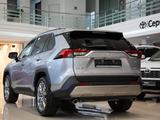 Toyota RAV4 Luxe+ 2025 годаүшін23 538 166 тг. в Алматы – фото 5
