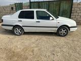 Volkswagen Vento 1995 года за 1 700 000 тг. в Жанаозен – фото 2