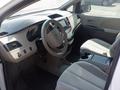 Toyota Sienna 2013 года за 8 600 000 тг. в Актобе – фото 4