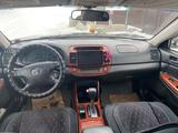 Toyota Camry 2004 года за 5 500 000 тг. в Семей