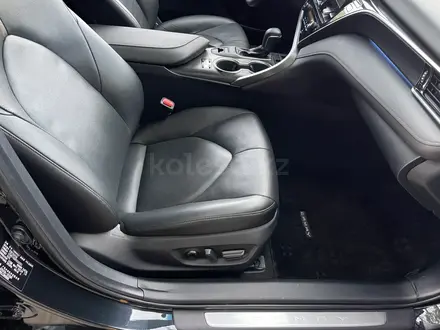 Toyota Camry 2023 года за 14 900 000 тг. в Усть-Каменогорск – фото 18