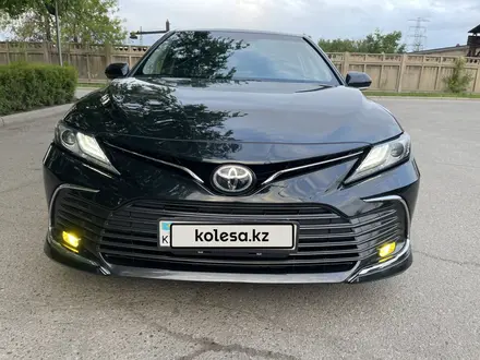 Toyota Camry 2023 года за 14 900 000 тг. в Усть-Каменогорск – фото 3