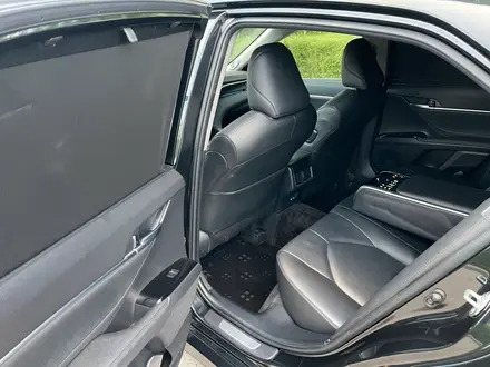 Toyota Camry 2023 года за 14 900 000 тг. в Усть-Каменогорск – фото 23
