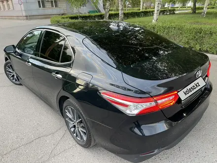 Toyota Camry 2023 года за 14 900 000 тг. в Усть-Каменогорск – фото 2