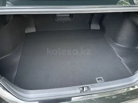 Toyota Camry 2023 года за 14 900 000 тг. в Усть-Каменогорск – фото 30