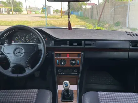 Mercedes-Benz E 230 1990 года за 1 650 000 тг. в Тараз – фото 13