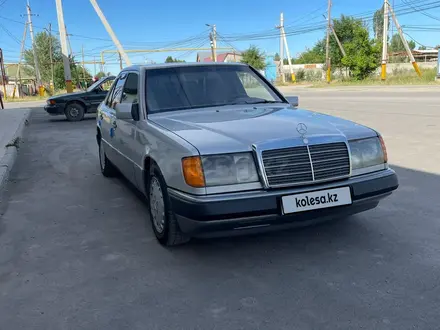 Mercedes-Benz E 230 1990 года за 1 650 000 тг. в Тараз – фото 3