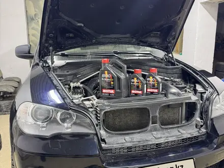 BMW X5 2013 года за 9 000 000 тг. в Актау – фото 17