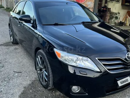 Toyota Camry 2011 года за 8 200 000 тг. в Костанай – фото 2