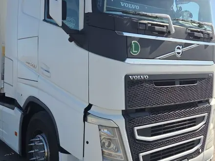 Volvo  FH 2016 года за 28 000 000 тг. в Костанай – фото 2