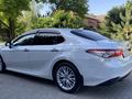 Toyota Camry 2019 года за 14 500 000 тг. в Шымкент – фото 7