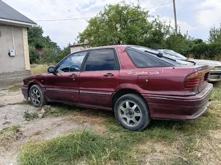 Mitsubishi Galant
