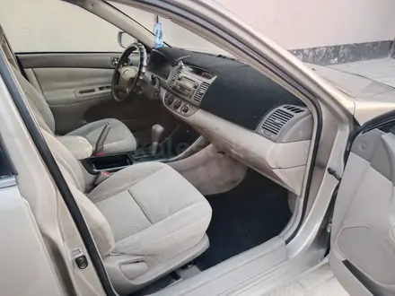 Toyota Camry 2002 года за 3 700 000 тг. в Жанаозен – фото 13