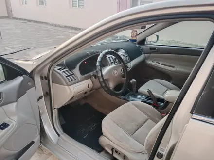 Toyota Camry 2002 года за 3 700 000 тг. в Жанаозен – фото 15