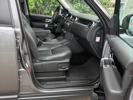 Land Rover Discovery 2015 года за 17 200 000 тг. в Алматы – фото 7