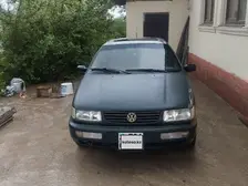 Volkswagen Passat, 1994