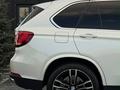 BMW X5 2016 года за 20 000 000 тг. в Атырау – фото 4