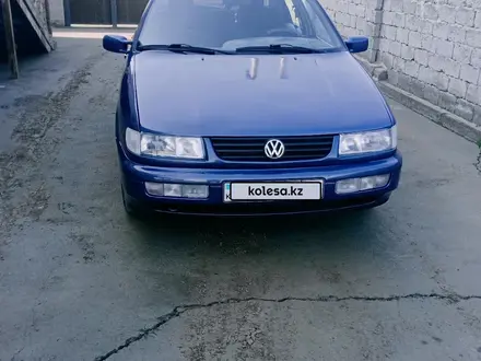 Volkswagen Passat 1994 года за 1 400 000 тг. в Сарыагаш – фото 3