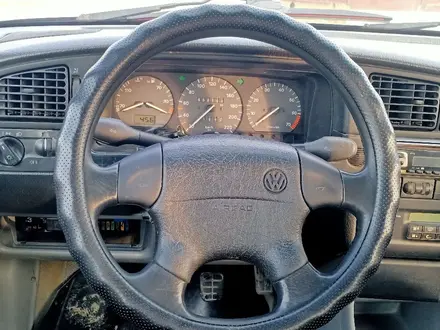 Volkswagen Passat 1994 года за 1 400 000 тг. в Сарыагаш – фото 8
