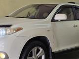 Toyota Highlander 2012 годаүшін12 700 000 тг. в Алматы